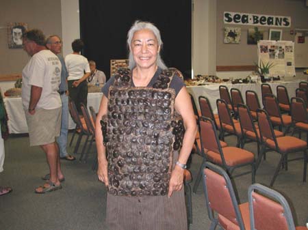 23 Anna DeLoach & war vest